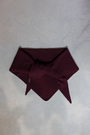TRIANGLE SCARF BURGUNDY 